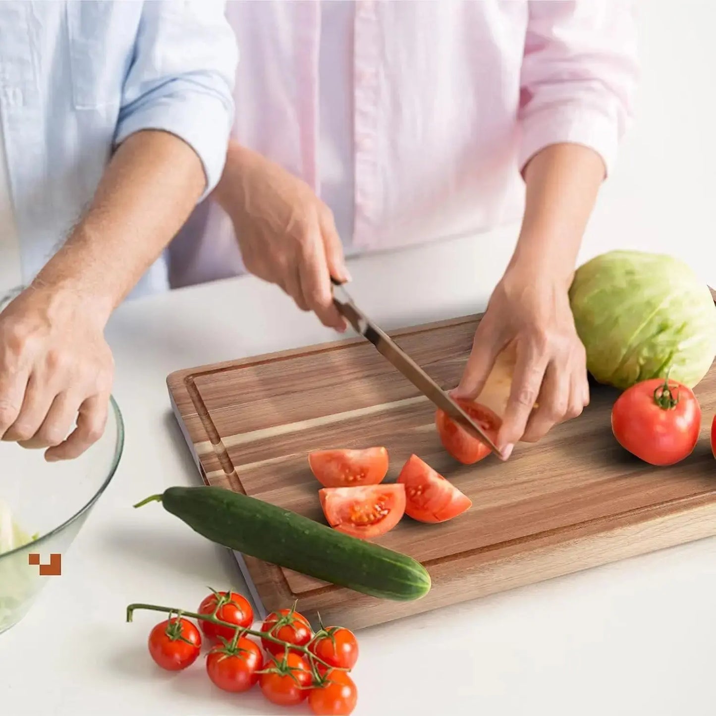 Acacia Wooden Cutting Board For Kitchen Thick Chopping Board With Side Handles & Water Grooves, Butcher Block Cutting Board TrendByWens